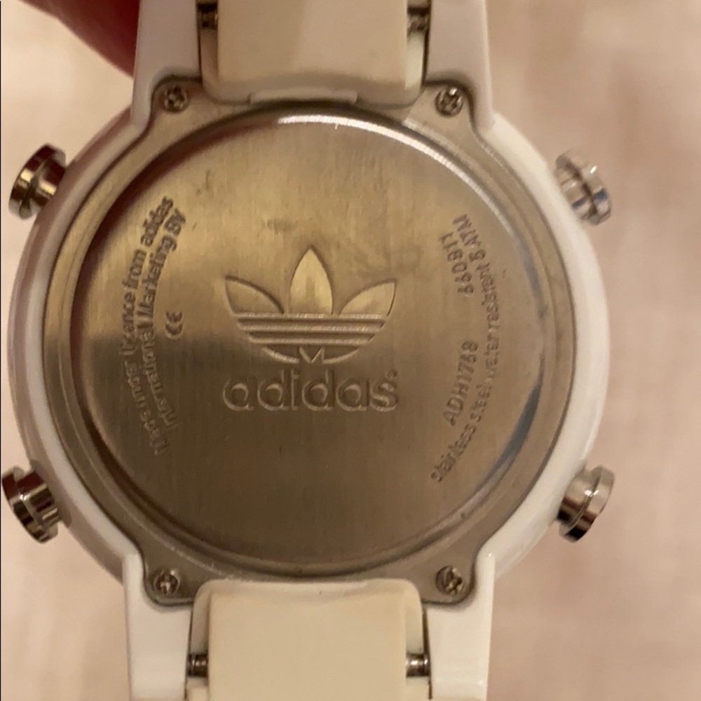 Adidas watch - Picture 2 of 4